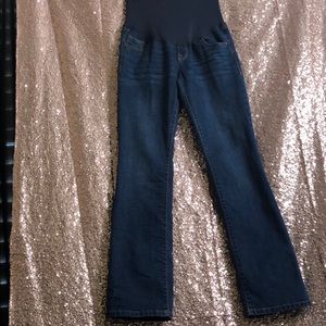 Maternity blue jeans